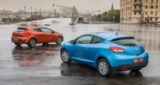 Смотрим на хэтчи Kia pro_cee’d и Renault Megane Coupe в формате 3D