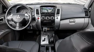 Обходимося малим з оновленим Mitsubishi Pajero Sport