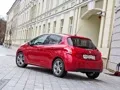 Рассекаем по Вильнюсу на хэтче Peugeot 208 с модернизированным «роботом»