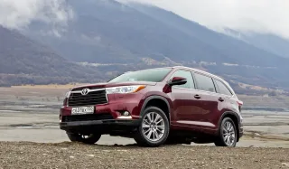 Повертаємось до Грузії на кросоверах та позашляховиках Toyota