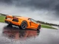 We're driving around Moscow Raceway in the Lamborghini Aventador and Gallardo coupes