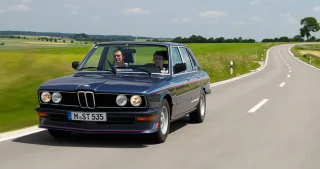 Заглиблюємось в історію автомобілів BMW п'ятої серії