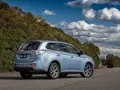 Готуємося до пришестя гібрида Mitsubishi Outlander PHEV