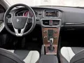 Шкодуємо про тісноту в хетчбеку Volvo V40 Cross Country