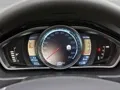 Шкодуємо про тісноту в хетчбеку Volvo V40 Cross Country