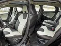 Шкодуємо про тісноту в хетчбеку Volvo V40 Cross Country