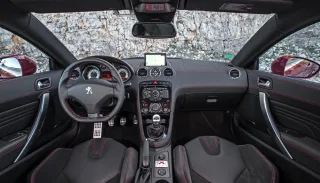We break records behind the wheel of the powerful Peugeot RCZ R coupe