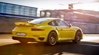 Загоняем Porsche 911 Turbo S на Смоленское кольцо