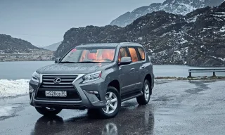 Пробираемся сквозь полярную ночь на внедорожнике Lexus GX