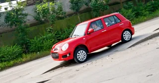Тест Lifan 820 в Китаї