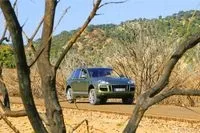 small-test-drive-0.jpg