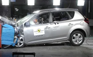 KIA Cee'd 2007 hatchback