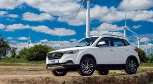 У мережі АІС стартували продажі нового кроссовера FAW X40!