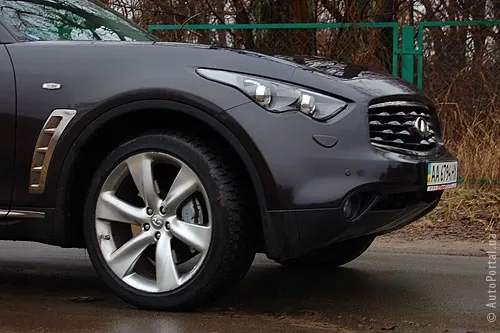 infiniti-fx-50-5.jpg
