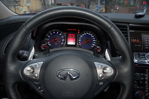 infiniti-fx-50-18.jpg