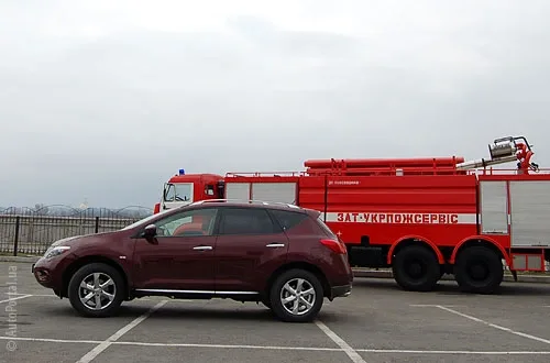 nissan_murano_25.jpg