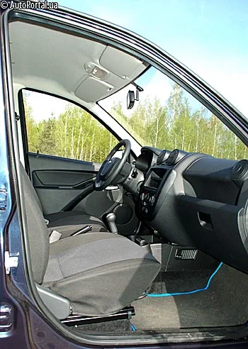 lada_granta_40.JPG