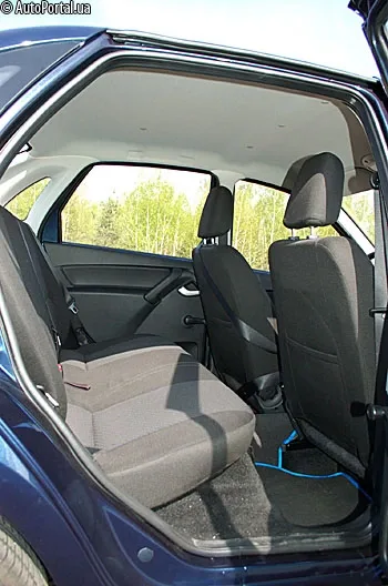 lada_granta_41.JPG