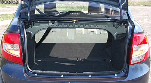 lada_granta_46.JPG