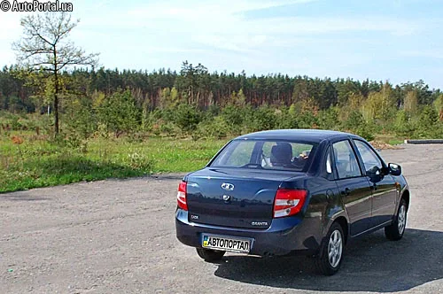 lada_granta_61.JPG
