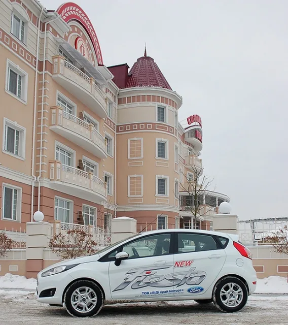 Ford-Fiesta-2013-011.jpg