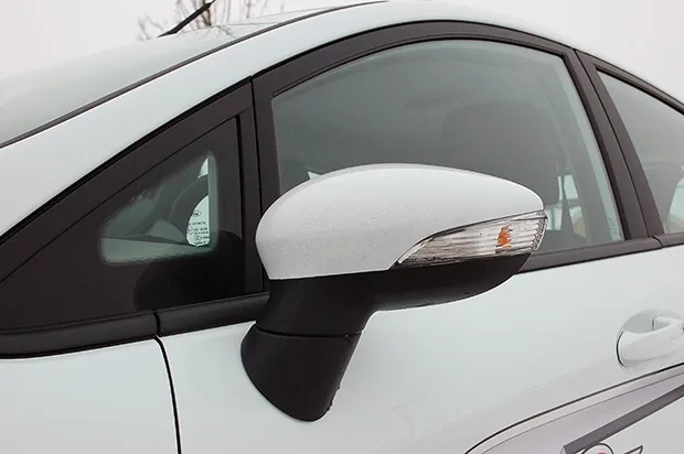 Ford-Fiesta-2013-026.jpg