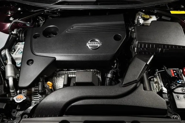 Nissan_Teana_114.jpg