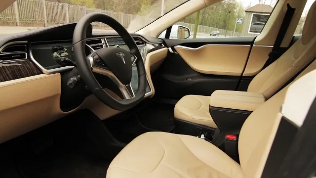 TESLA_MODEL_S_0130.jpg