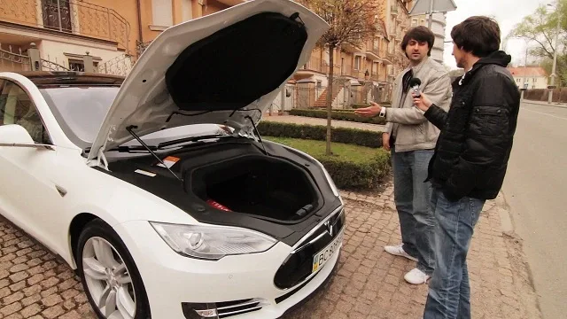TESLA_MODEL_S_0140.jpg