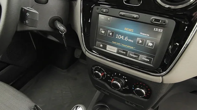 Renault_LOdgy_00090.jpg