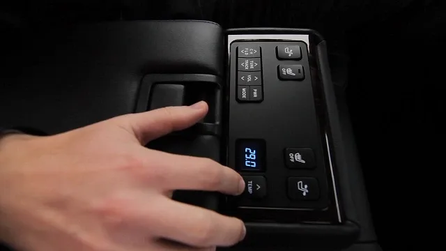 Camry_070_1.jpg