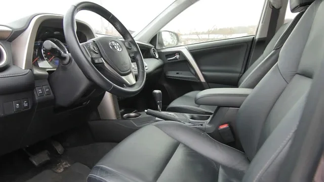 Toyota_RAV4_0060.jpg