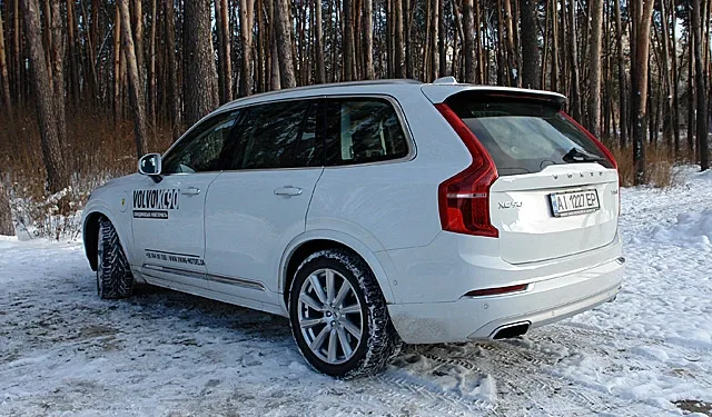 volvo-xc90-2.jpg