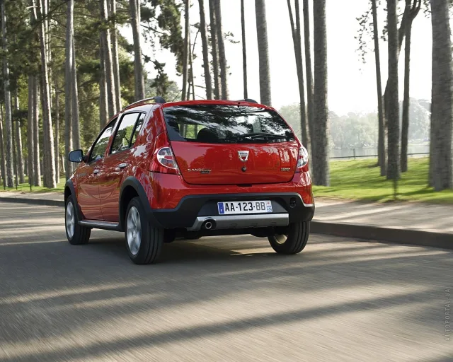 Dacia Sandero Stepway хетчбек — 4