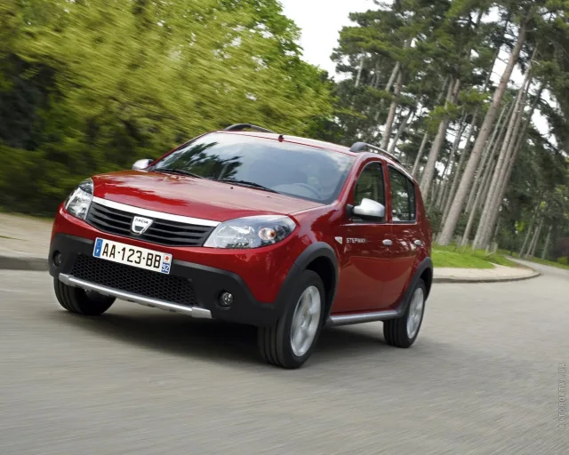 Dacia Sandero Stepway хетчбек — 5