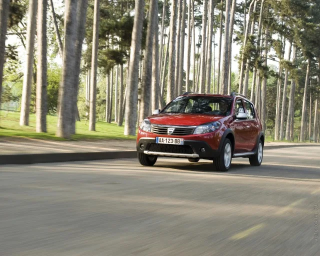 Dacia Sandero Stepway хетчбек — 16