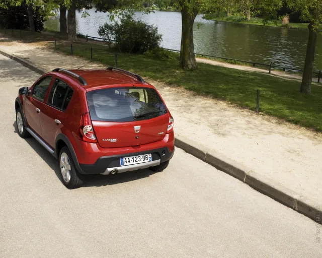 Dacia Sandero Stepway хетчбек — 19