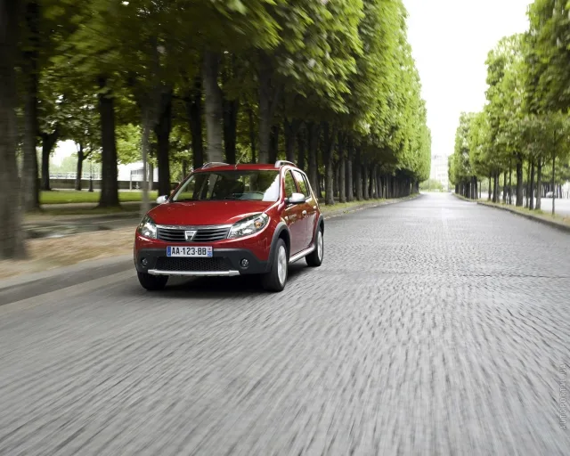 Dacia Sandero Stepway хетчбек — 21