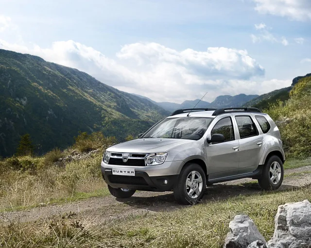 Dacia Duster кросовер — 2
