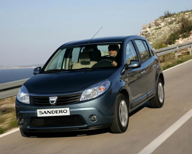 Dacia Sandero (Дачия Сандеро) хэтчбек — 25