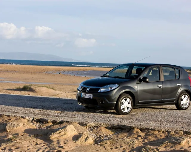 Dacia Sandero (Дачия Сандеро) хэтчбек — 21