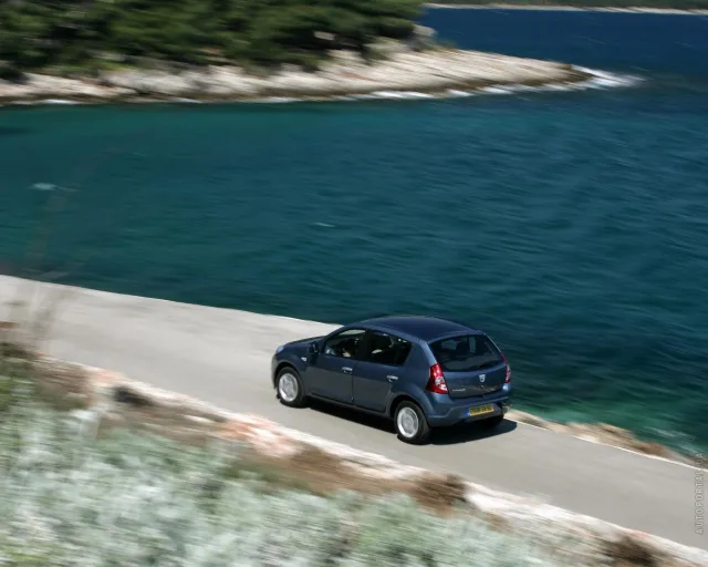 Dacia Sandero (Дачия Сандеро) хэтчбек — 19