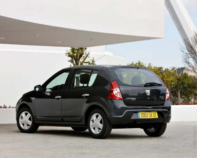 Dacia Sandero (Дачия Сандеро) хэтчбек — 22