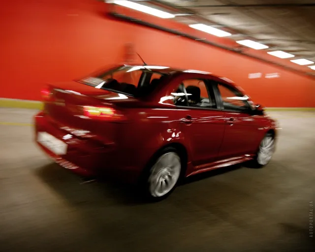 Mitsubishi Lancer X 2.0 MT Intense — 14