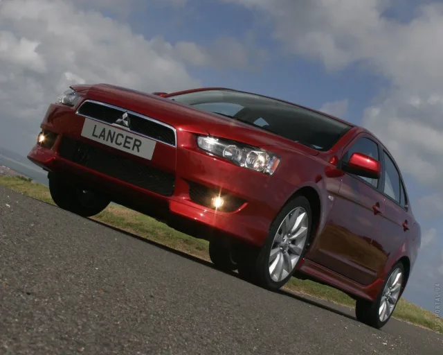 Mitsubishi Lancer X 2.0 MT Intense — 16