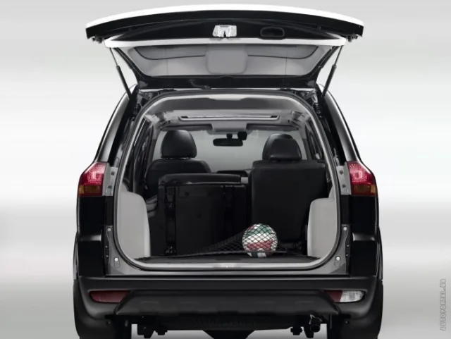 Mitsubishi Pajero Sport 2009 (Мицубиси Паджеро Спорт) внедорожник — 6
