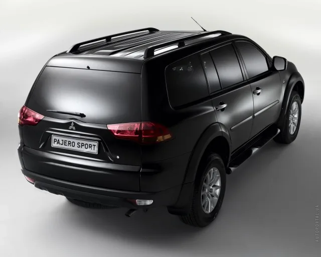 Mitsubishi Pajero Sport 2009 (Мицубиси Паджеро Спорт) внедорожник — 17
