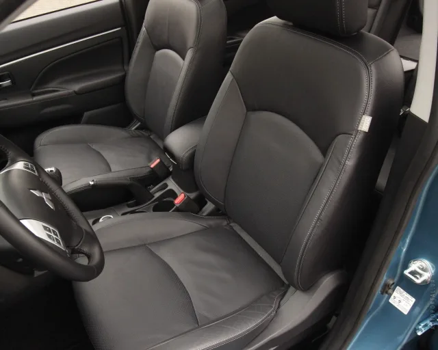 Mitsubishi ASX 2010 кросовер — 9