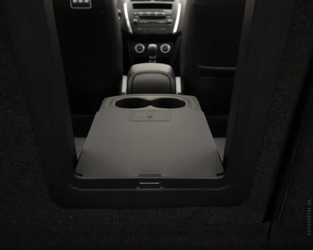 Mitsubishi ASX 2010 кросовер — 16
