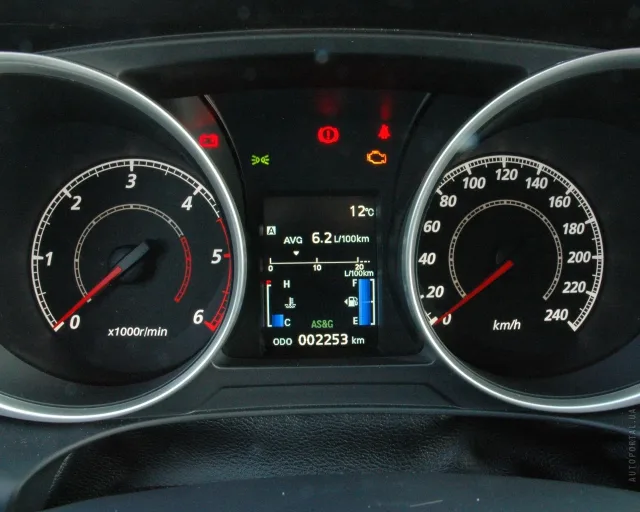 Mitsubishi ASX 2010 кросовер — 13